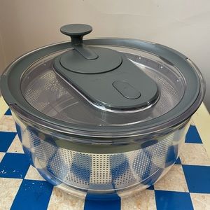 Williams Sonoma Salad Spinner